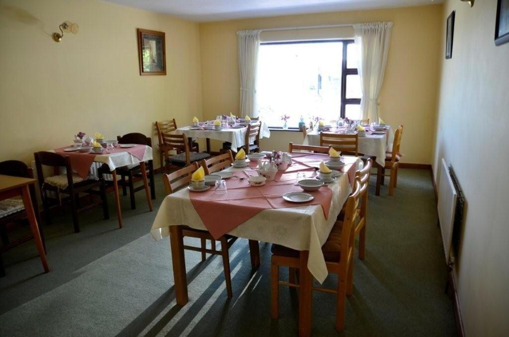Decourcey'S Hazelbrook Farmhouse B&B Cleggan Εξωτερικό φωτογραφία