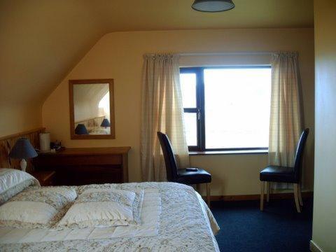 Decourcey'S Hazelbrook Farmhouse B&B Cleggan Εξωτερικό φωτογραφία